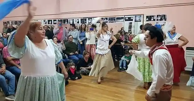 Muestra de tango y folclore