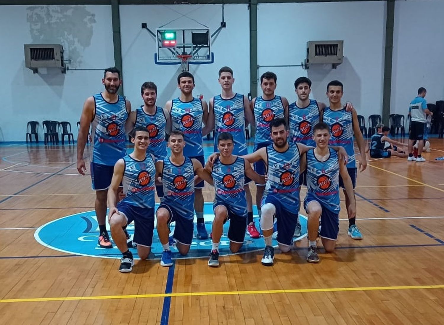 ABZC: con el empuje de los pibes y el goleo de los “grandes”, Náutico ganó en el José Geoghegan y clasificó a cuartos de final