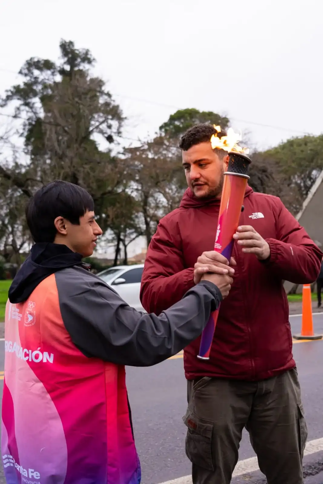 La Antorcha Suramericana llegó a Esperanza antes de continuar hacia Rafaela - 1