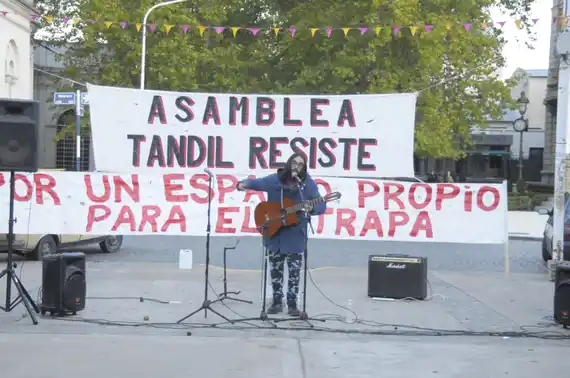 Cómo fue el festival con 'callerolazo' de ayer