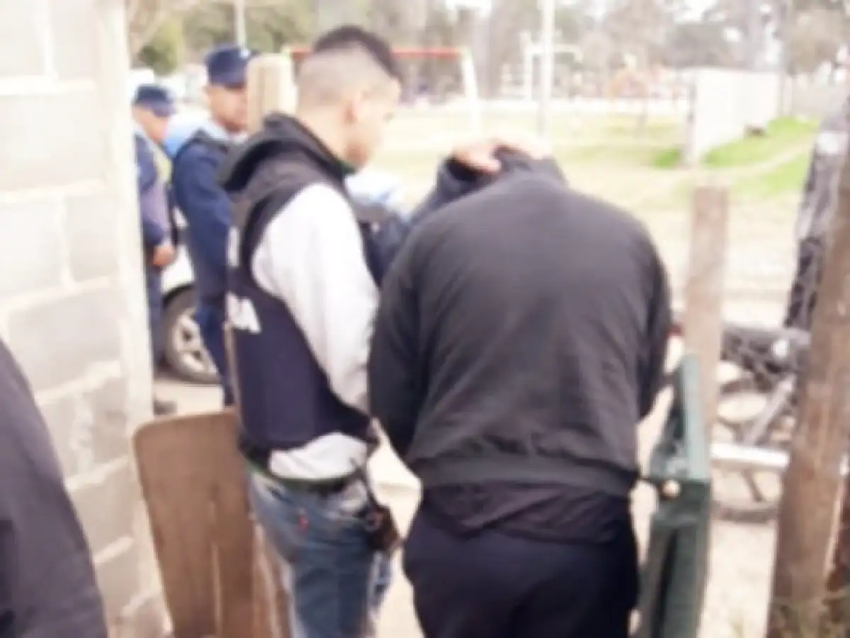 Villa María: detienen a un hombre acusado de distribuir pornografía infantil
