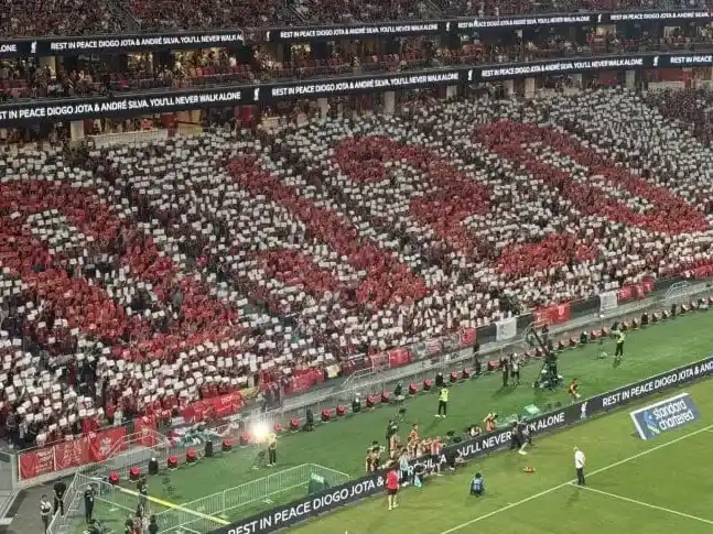 El emotivo homenaje a Diogo Jota en Anfield Road.