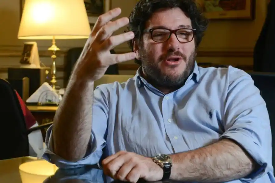 Avelluto volvió a cruzarse con diputados del PRO por el respaldo a Milei