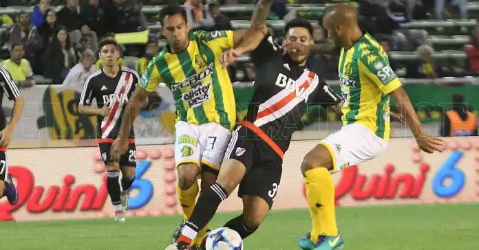 Aldosivi se aferra a la historia para salvarse ante River