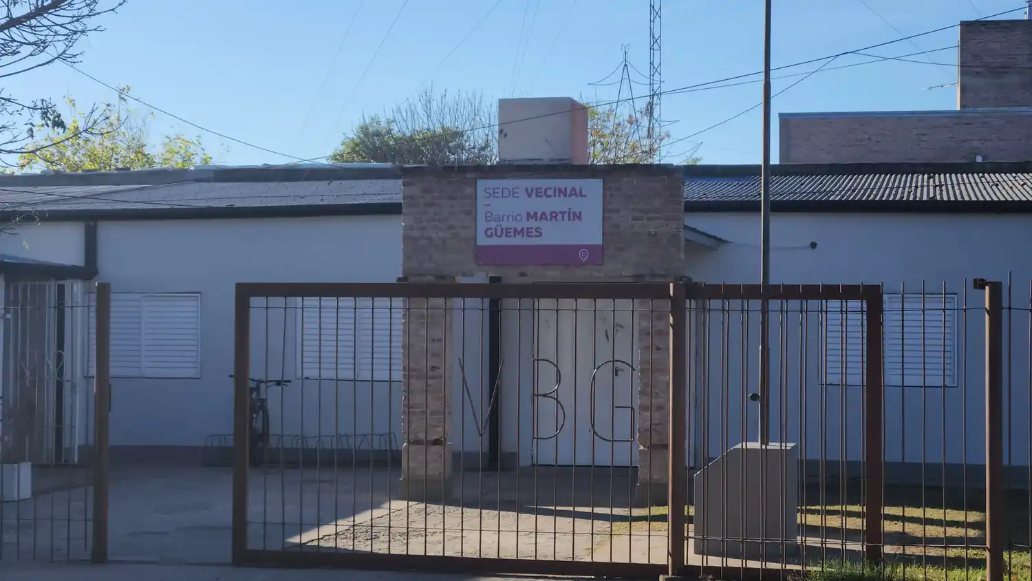 vecinal de barrio güemes de rafaela robo patrullero movil policia día despejado - 6