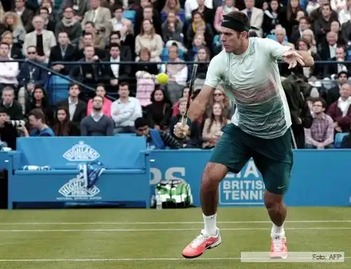 Del Potro perdió ante Hewitt y se despidió de Queen´s