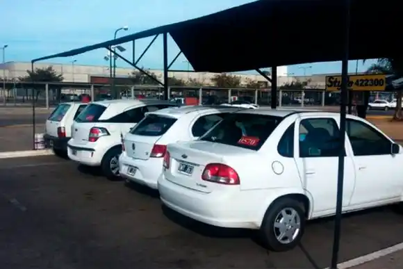 Nuevo esquema de antigüedad para taxis y remises