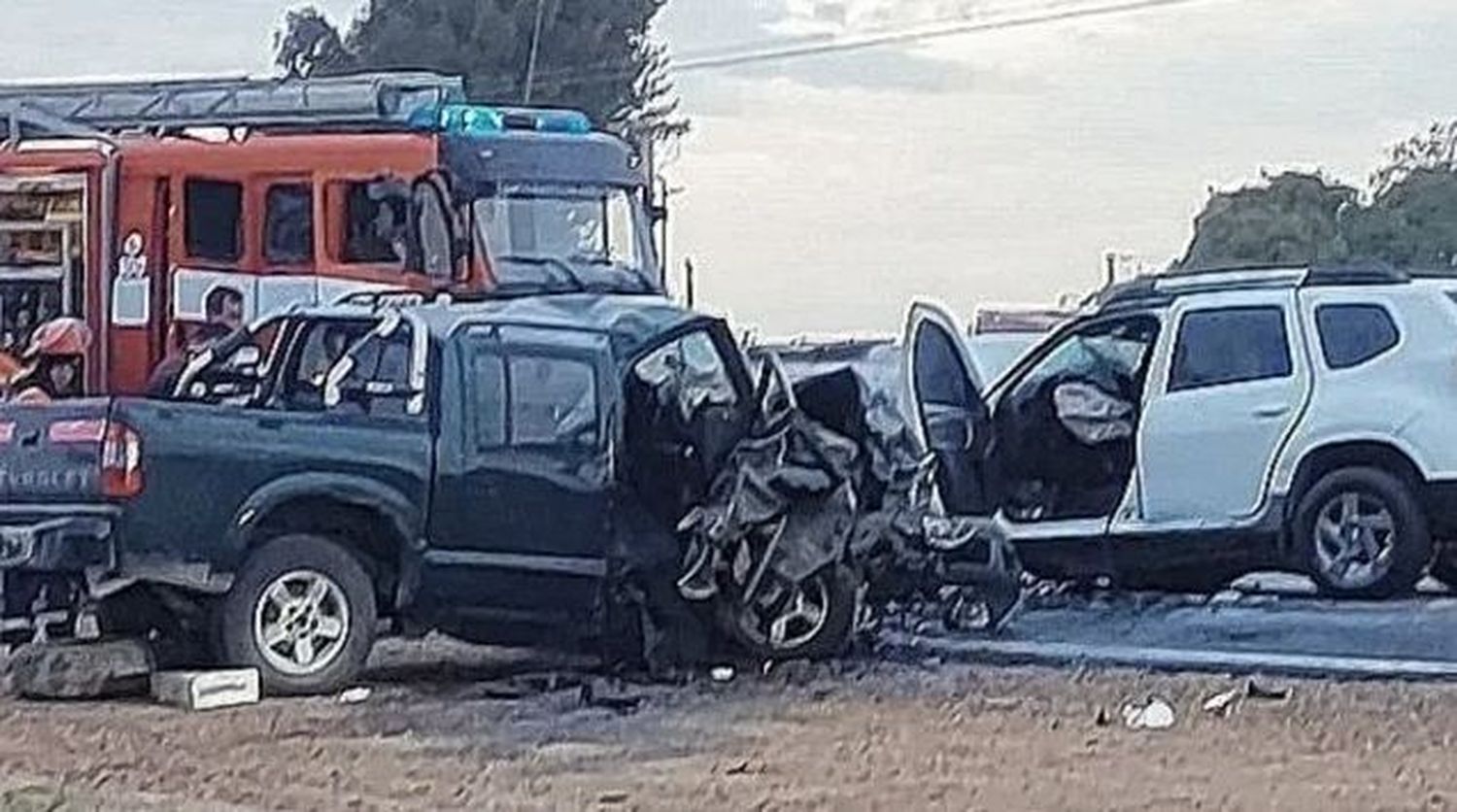 Violento choque con tres lesionados en la Ruta 12