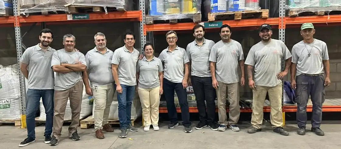 Parte de los empleaoods de la firma-