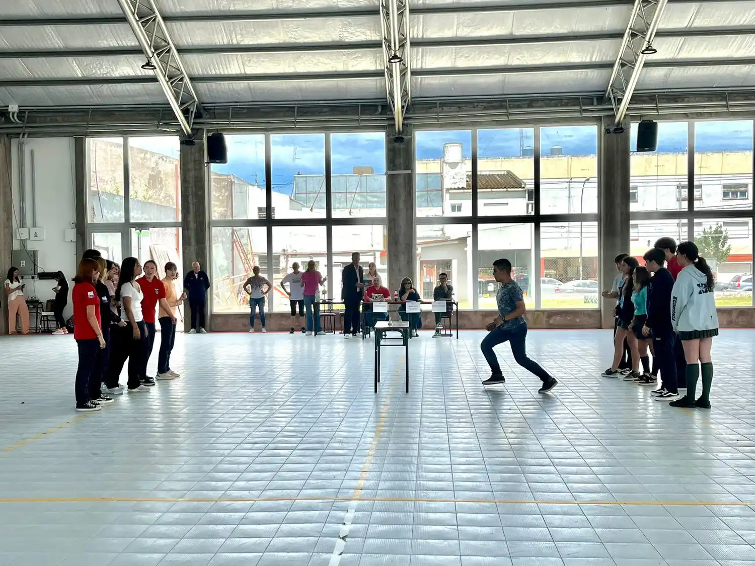Plena competencia entre los equipos