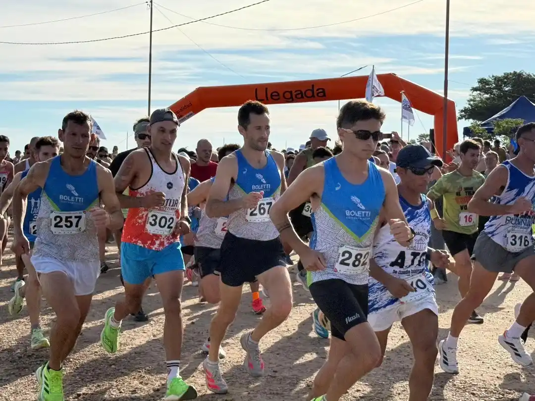 Fabián Esquivel: “Tener las copas en Larroque será un recuerdo imborrable para todos”