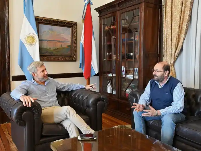 Frigerio repasó acciones de gestión con el intendente de Enrique Carbó