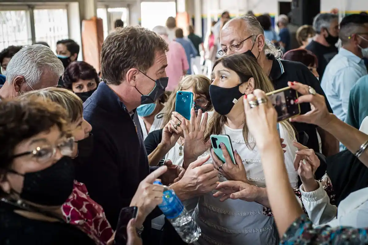 Santilli en Campana: "Estos dos años fueron muy dolorosos para los argentinos y es hora de cambiar"