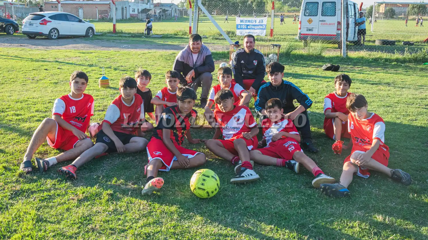 Los chicos del Sub-13 de Argentino en uno de los últimos entrenamientos previos al viaje a Saladillo en el Osvaldo Sosa