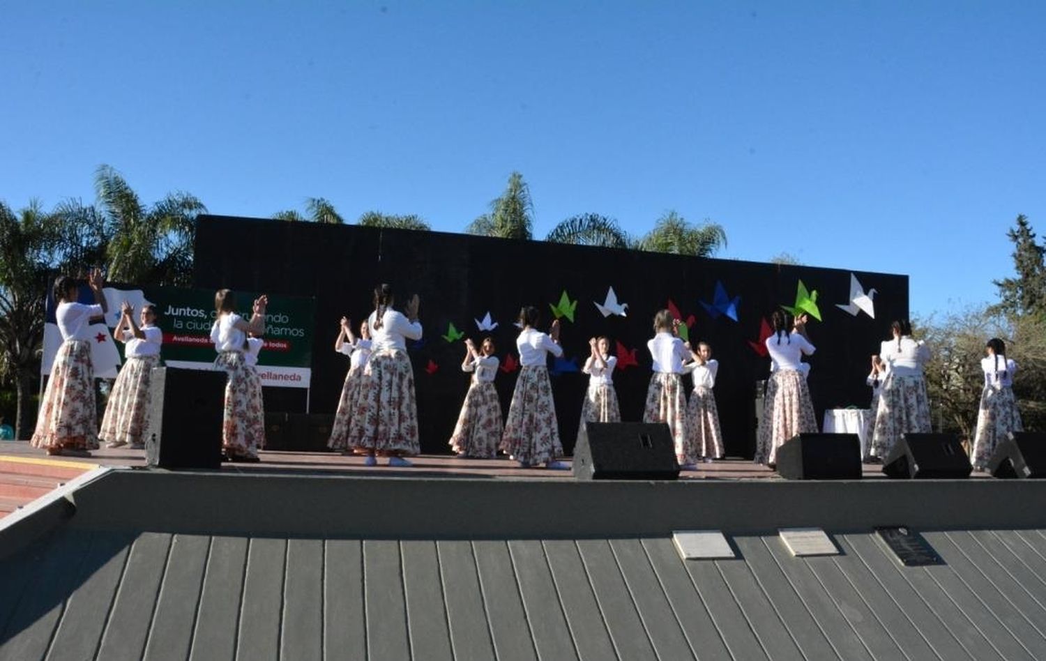 Avellaneda se engalana con el 2º Festival de danzas folclóricas