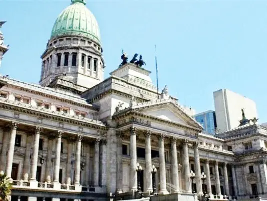 Nueva ofensiva contra el lobby: quieren transparentar las reuniones del poder