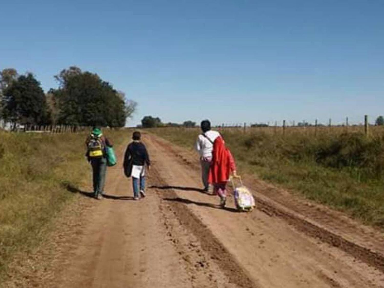 Reclaman que se garantice la educación secundaria en zonas rurales santafesinas