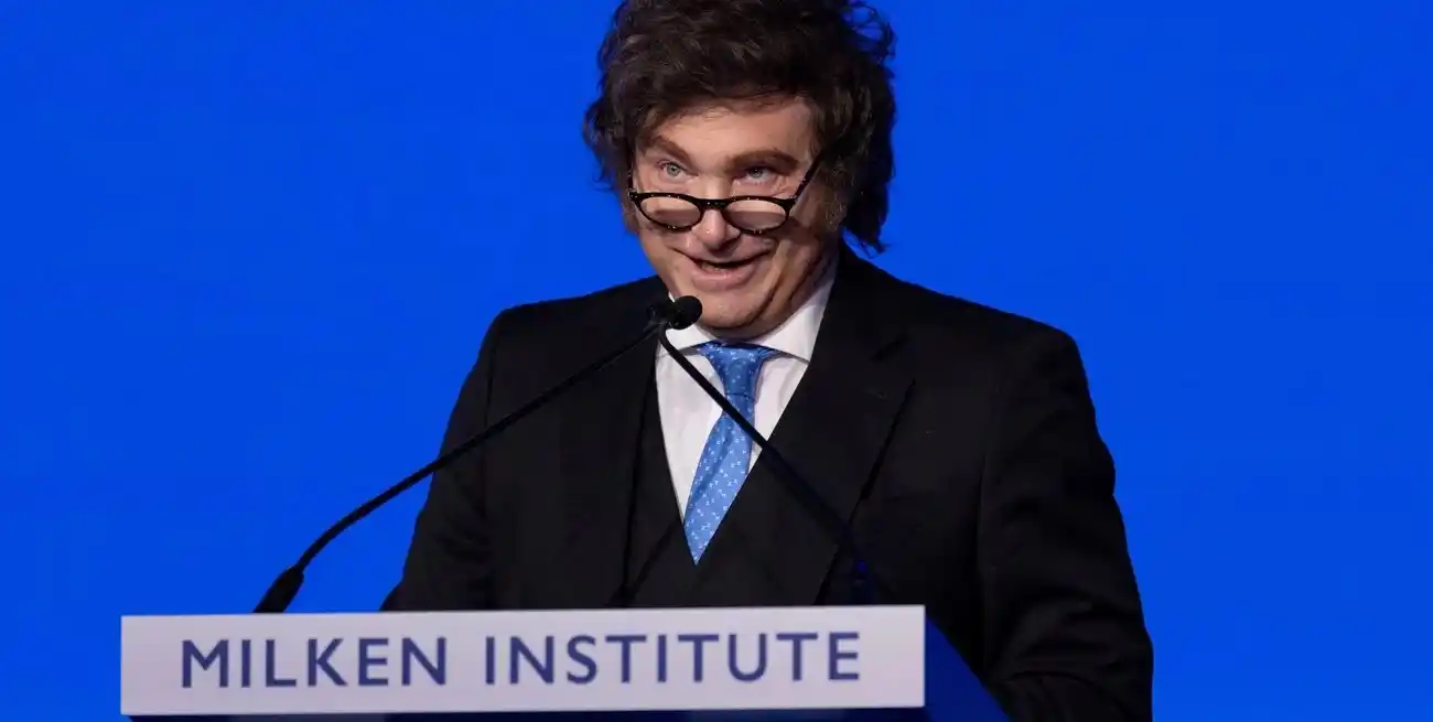 El Presidente habló tras exponer en Los Ángeles sobre inversiones y economía argentina. Foto: Reuters/Mike Blake