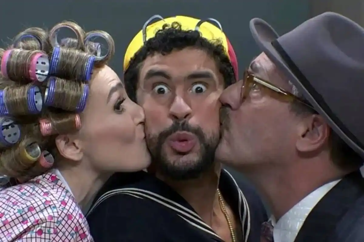 Bad Bunny brilló en Saturday Night Live con un homenaje a El Chavo del 8