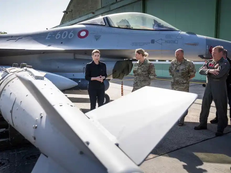 Dinamarca comprará por primera vez armas de largo alcance ante la amenaza rusa