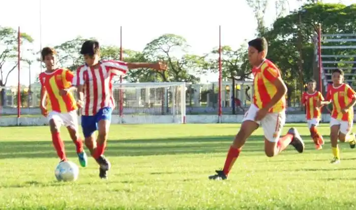 F�aTBOL: retoma el Torneo  Infanto Juvenil �SHugo Di Lello⬝