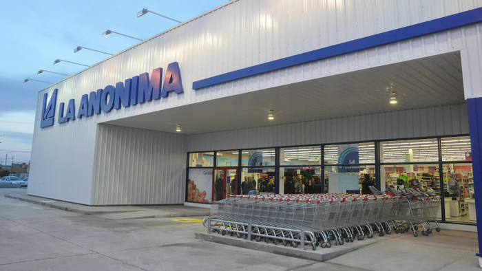 La Anónima compra 12 hipermercados - 2