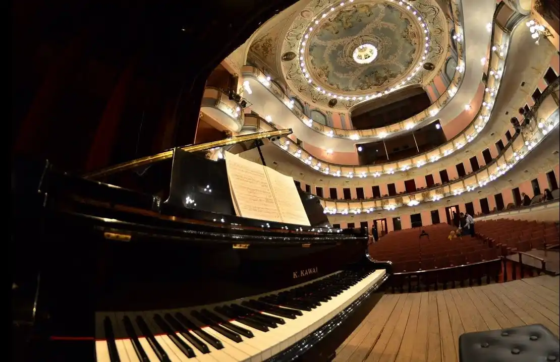 La Municipalidad de Paraná convoca a artistas para ciclos en el Teatro 3 de Febrero