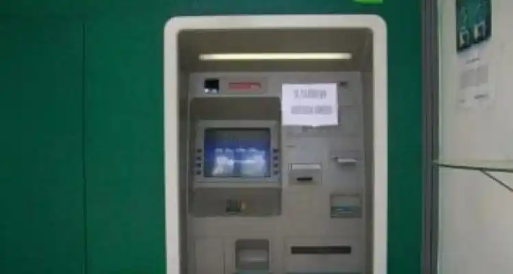 Continúan sin funcionar los cajeros