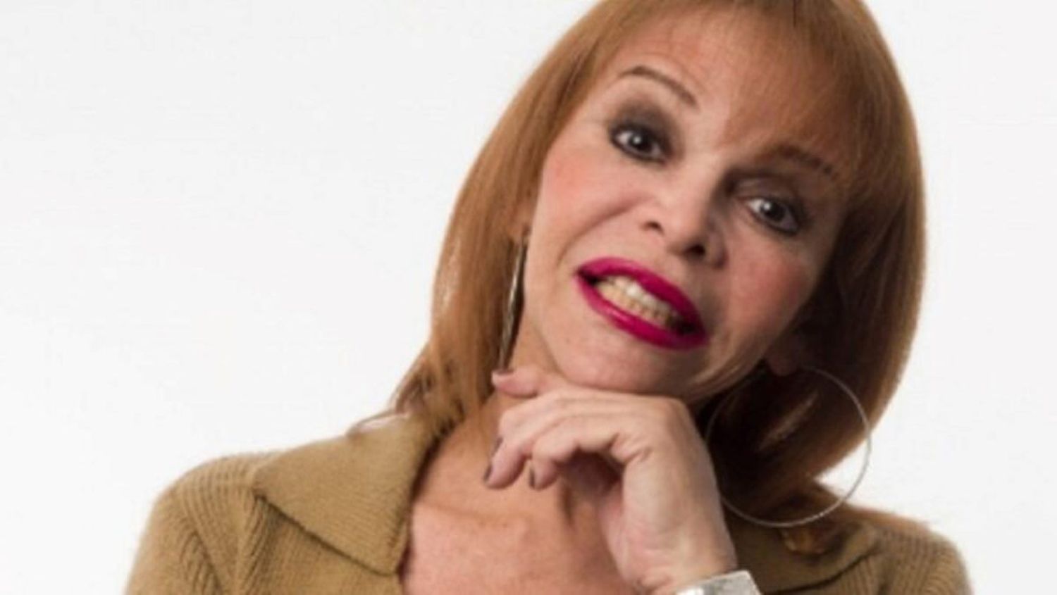 Actriz Norah Suárez padece grave enfermedad que la mantiene recluida en condición muy delicada de salud