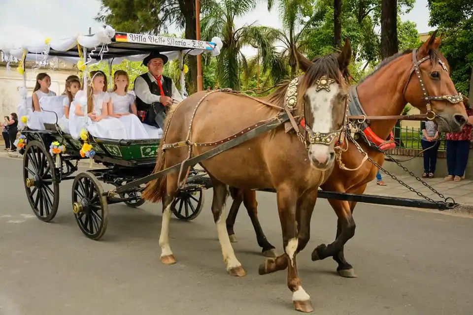 Celebrando los 140 años de Valle María