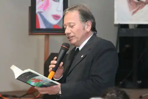 Roberto Romani presenta su libro en Pueblo Belgrano
