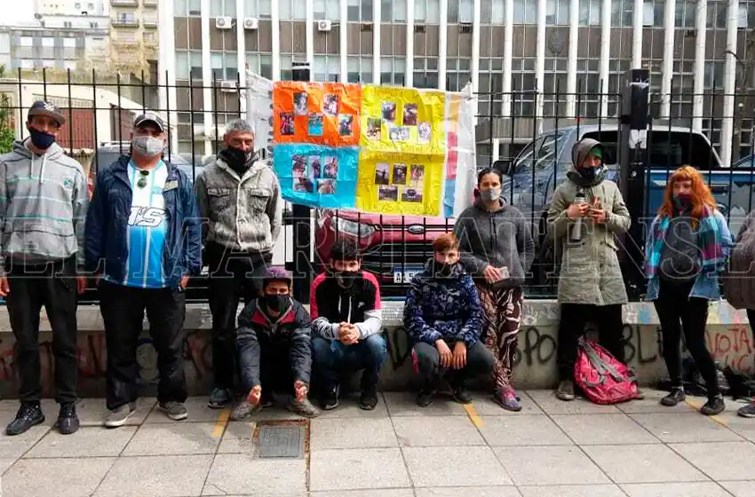 Piden Justicia por Lucas: "Si tenemos que venir todos los viernes lo vamos a hacer"