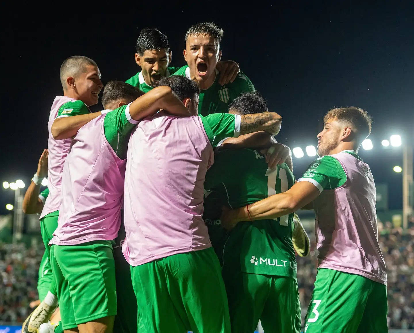 Banfield viene de ganarle a Newell's.