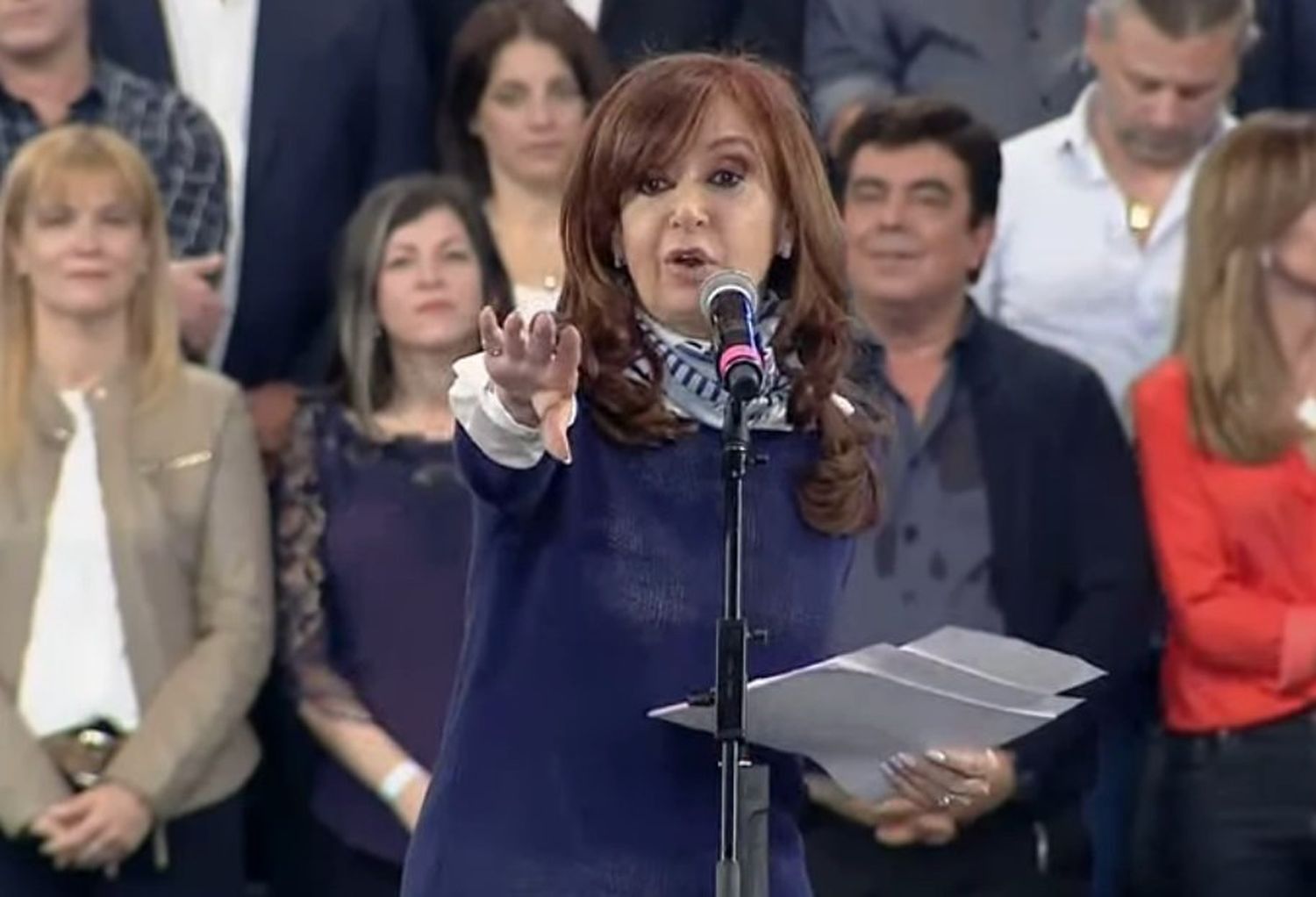 Cristina: "De cada tres argentinos, dos votaron oposición al ajuste"