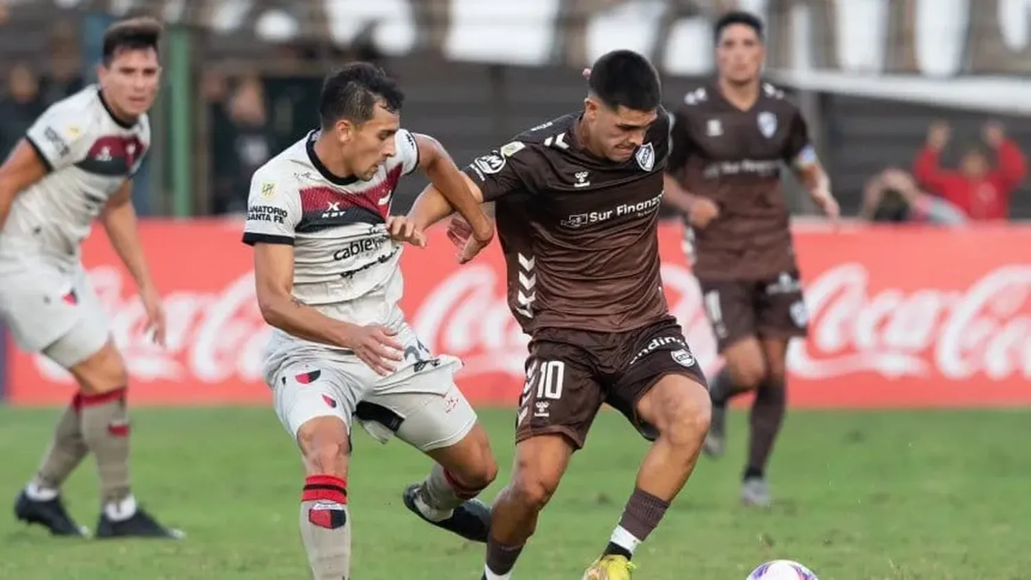 Platense igualó con Colón y perdió la chance de acercarse a los de arriba