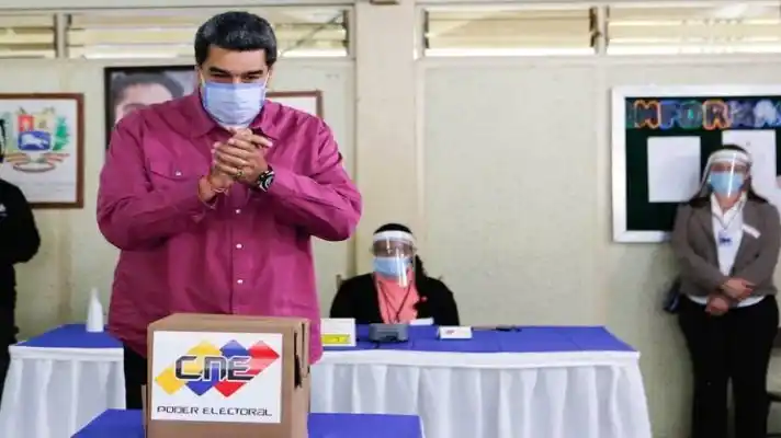 Maduro llama “nefasta” a la AN actual y dijo que el voto de hoy “es rebeldía”