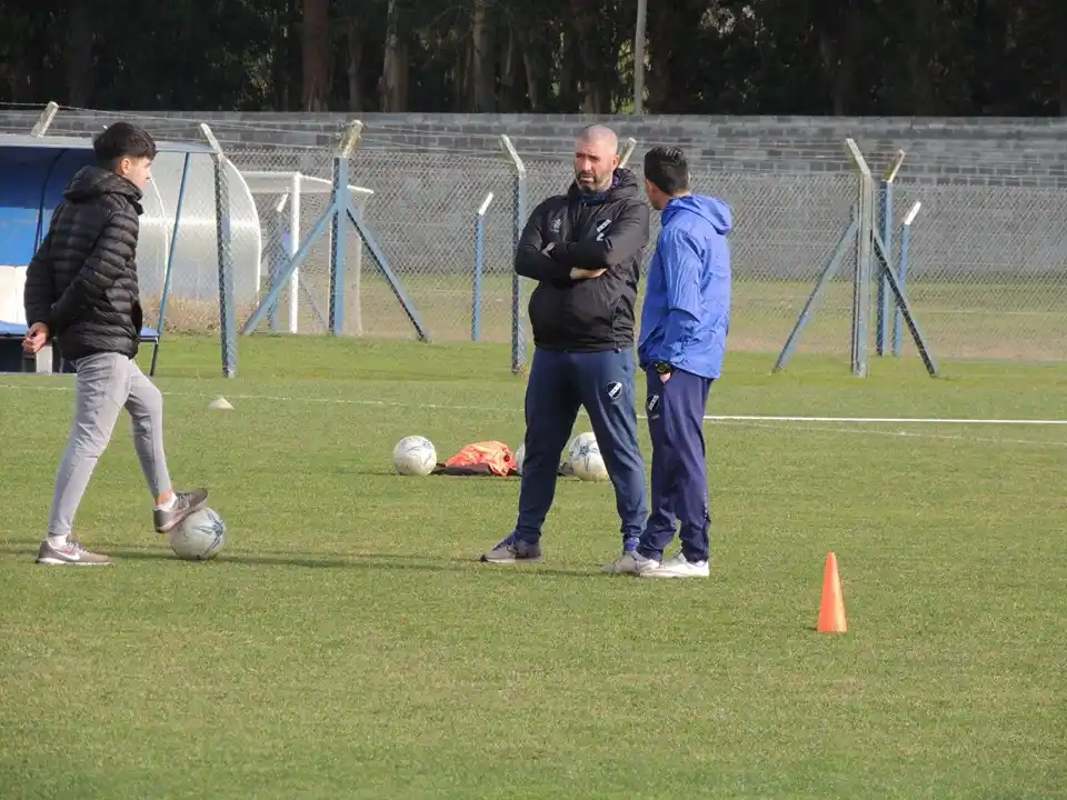 Todo definido en Alvarado para viajar a Tucumán