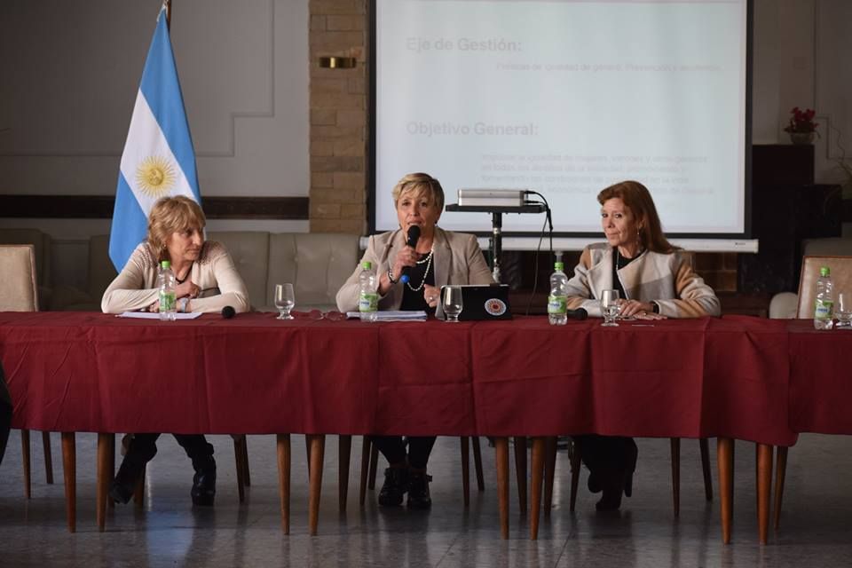 Sin políticas integrales, crece la violencia de género