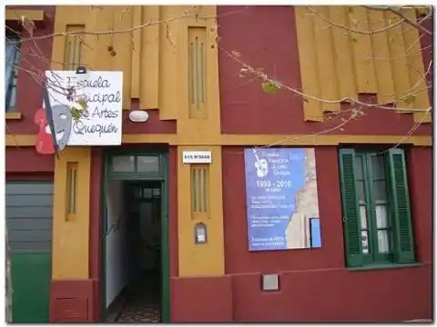 Comienzan a inscribir en las escuelas municipales de arte