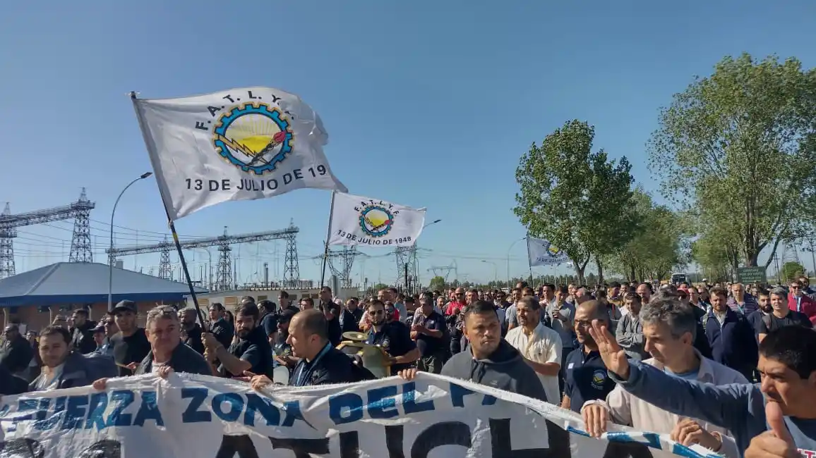 Conflicto por paritarias en Complejo Nuclear Atucha: Exigen equiparar salarios a inflación