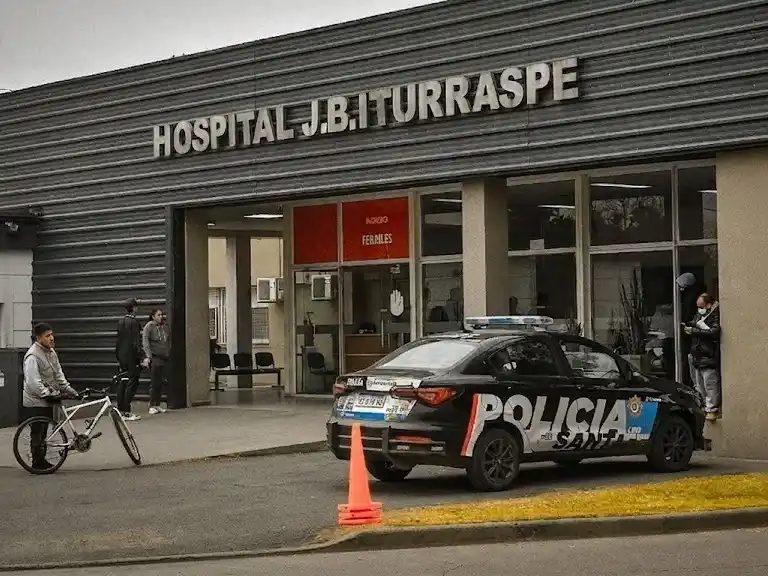 El joven de 24 años fue asistido en el Hospital Iturraspe.