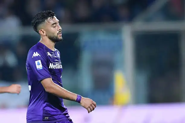 Nicolás González se retiró lesionado en Fiorentina.