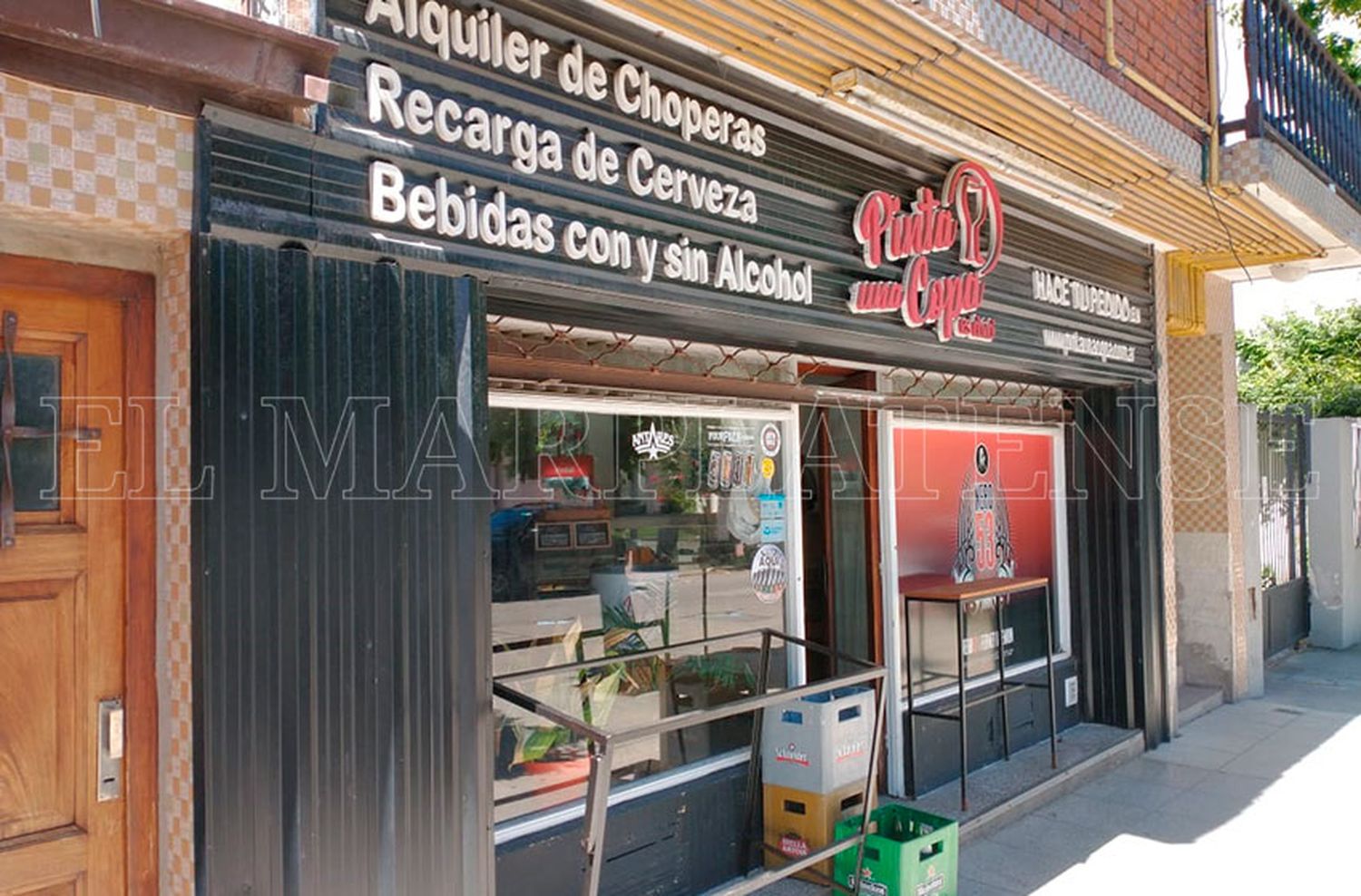 Destrozaron y robaron un comercio de bebidas alcohólicas en el barrio Peralta Ramos