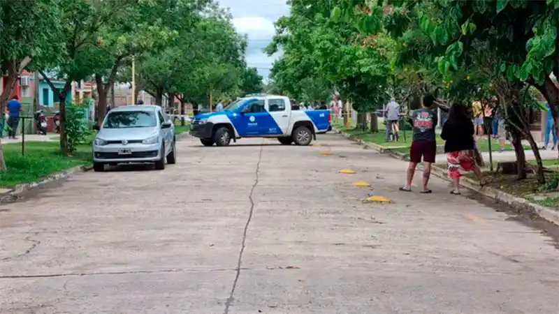 Mató a la mamá de sus tres hijitos en la calle y luego se suicidó
