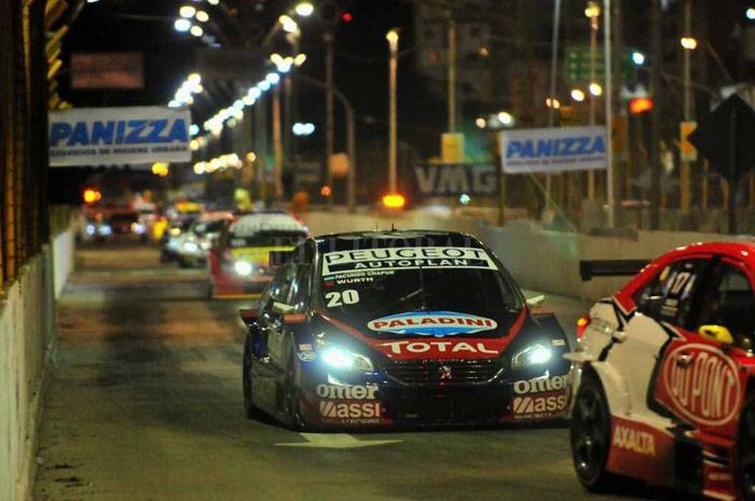 En Buenos Aires con carrera nocturna de Súper TC2000