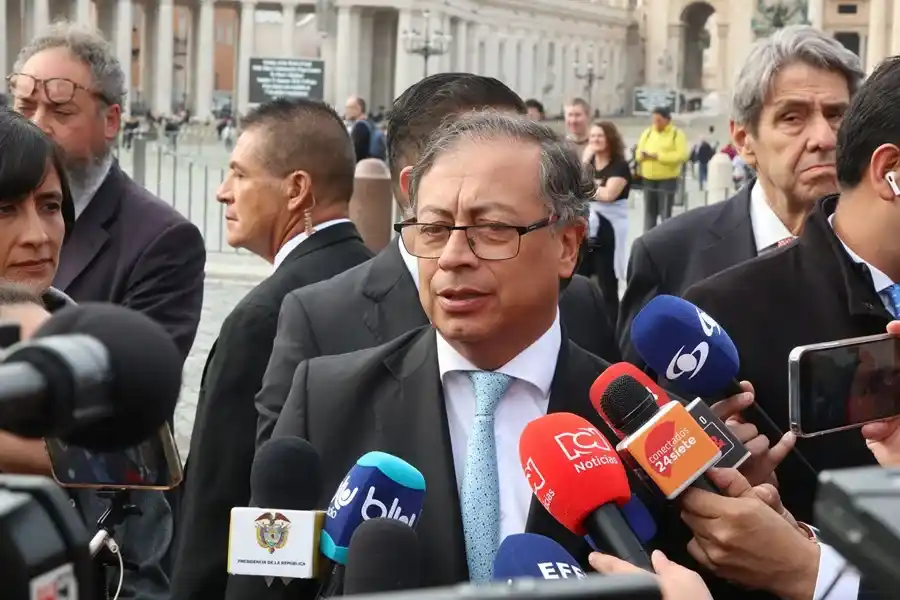 El presidente Gustavo Petro convoca a una marcha para defender la soberanía de Colombia