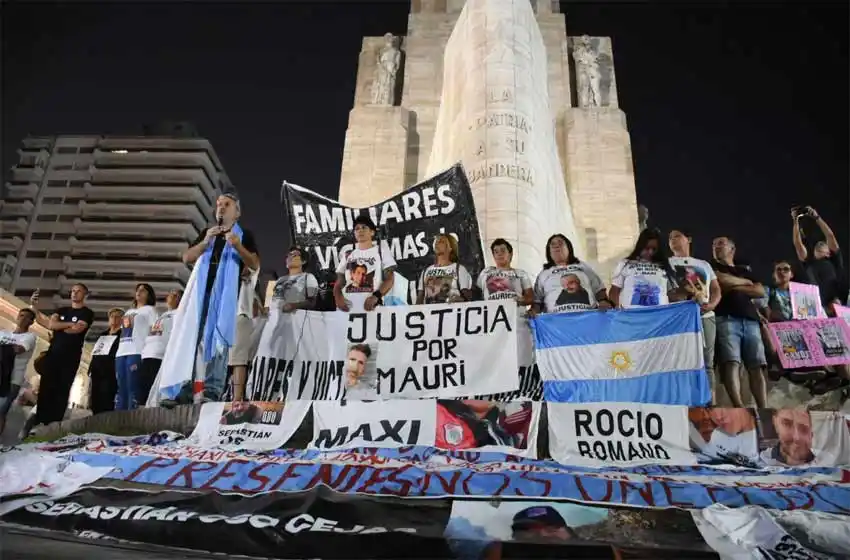 «Rosario marcha por la paz»: movimientos sociales convocan a una nueva marcha en el Monumento a la Bandera