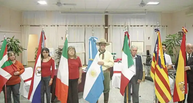 Homenajearon a inmigrantes en la Sociedad Italiana
