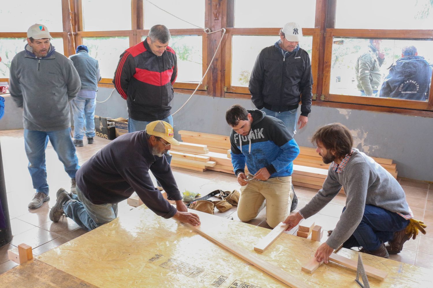 Cooperativistas se capacitaron en la construcción de viviendas sustentables
