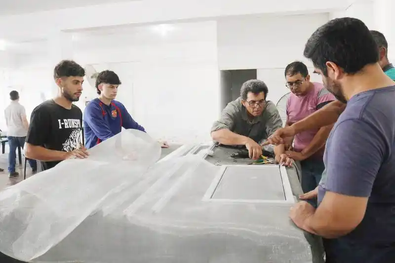 Escuela de Artes y Oficios: sigue el
perfeccionamiento teórico y práctico